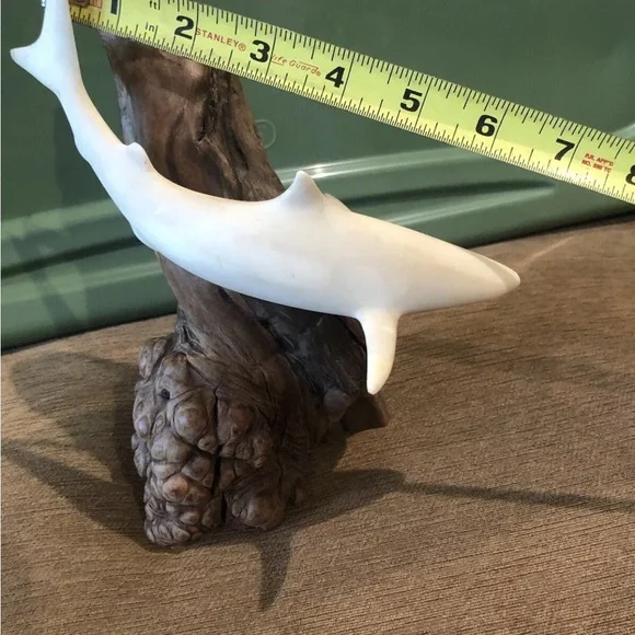 Vintage John Perry Carved Swimming Shark Sculpture on Burl Wood Base 9 In - Picture 8 of 12